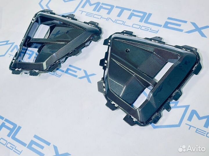 Вставки в передний бампер BMW X5M F95 карбон