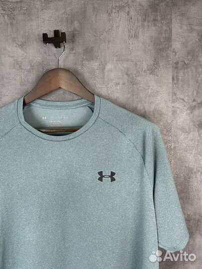 Футболка Under Armour размер Л оригинал