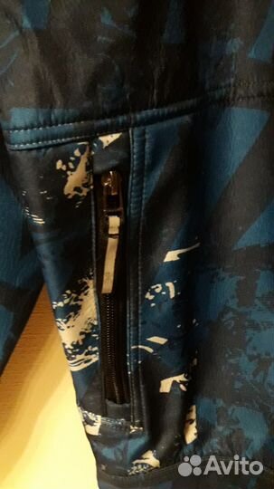 Куртка осенняя с капюшоном. Германия