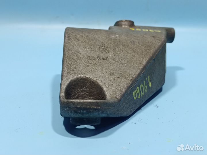 Кронштейн генератора для Chevrolet Lacetti