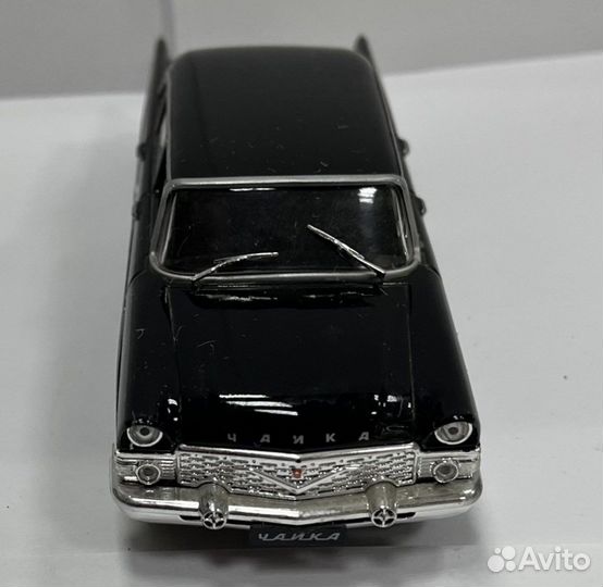 Авто модель Чайка Газ-13 deagostini 1:43