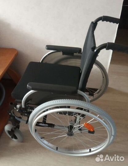 Инвалидная коляска новая