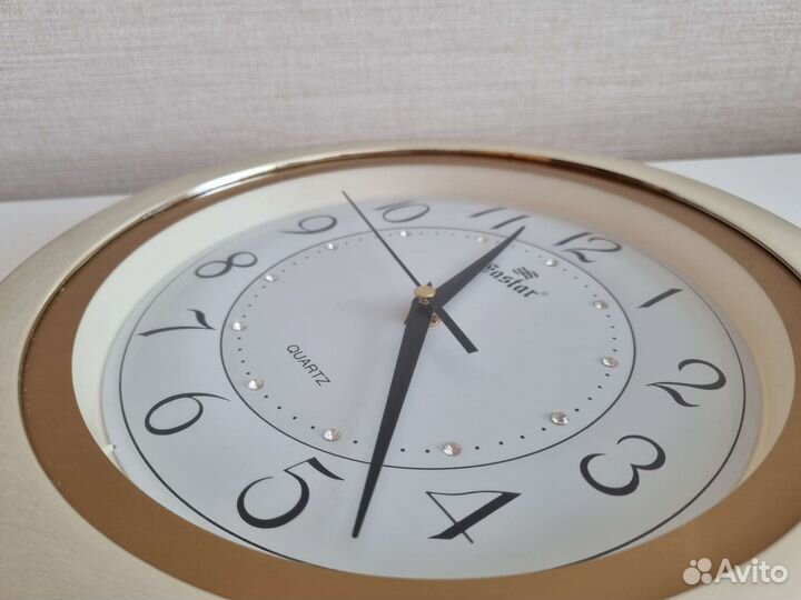 Часы настенные