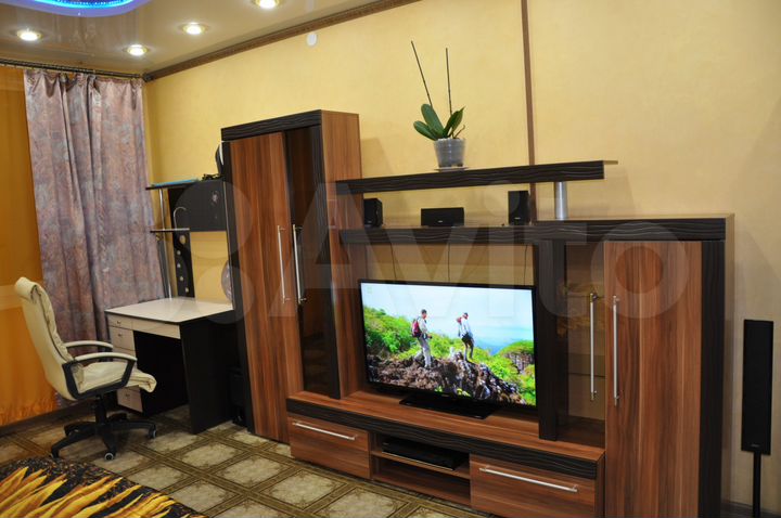 Квартира-студия, 42 м², 8/17 эт.