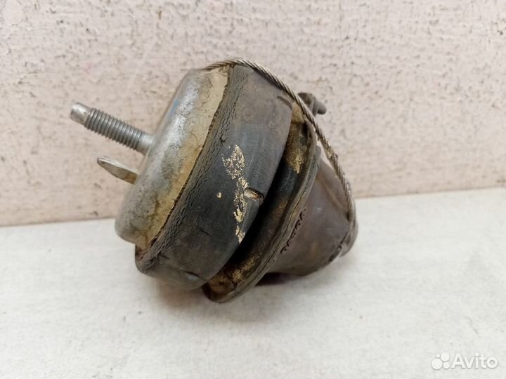Подушка двигателя Вольво