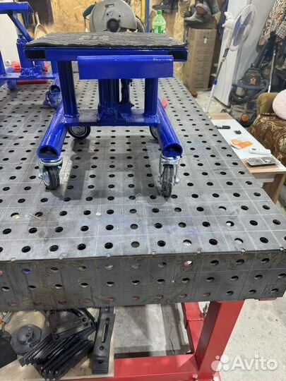 Подставка под кроссовый мотоцикл