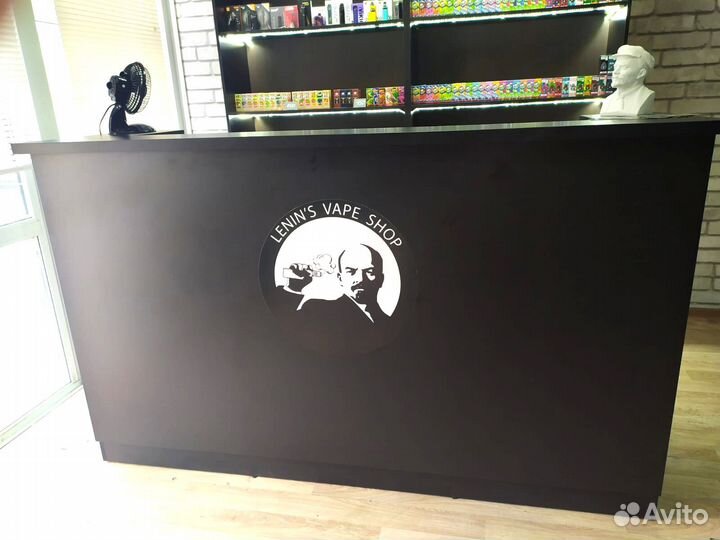 Стойка ресепшен в офис