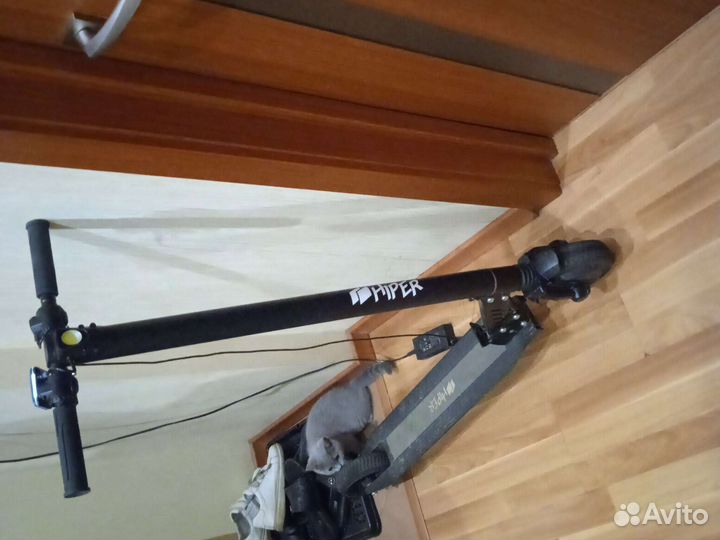 Самокат Hyper