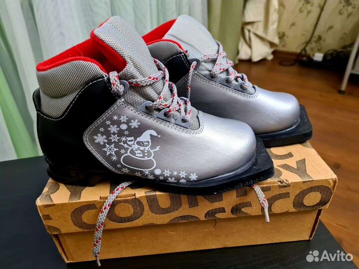 Лыжные ботинки Marax