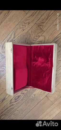 Коробка подарочная