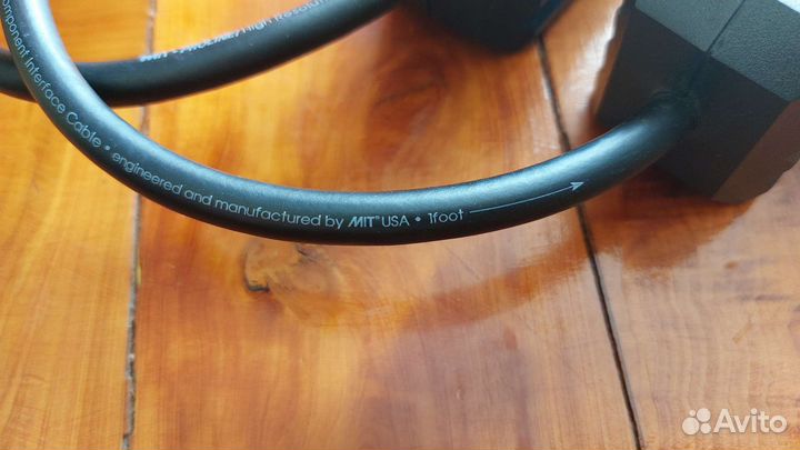 MIT MI-330 Terminator Proline XLR (USA)межблочный