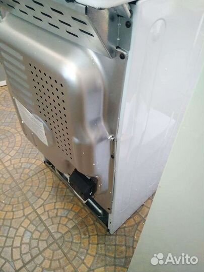 Плита Indesit IS5M5CCW/RU