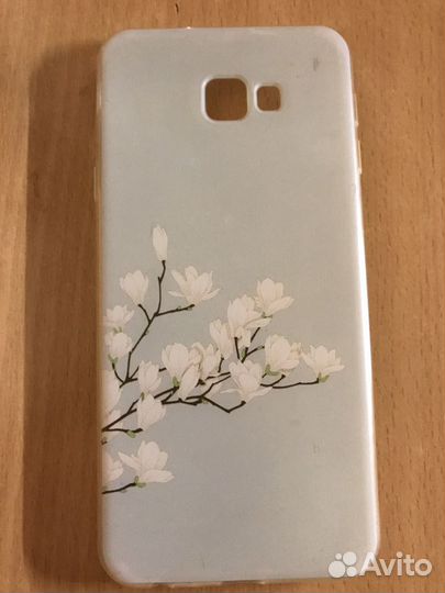Чехлы для телефонов