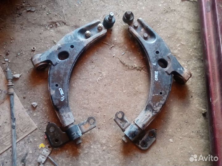 Рычаг передней подвески Спектра