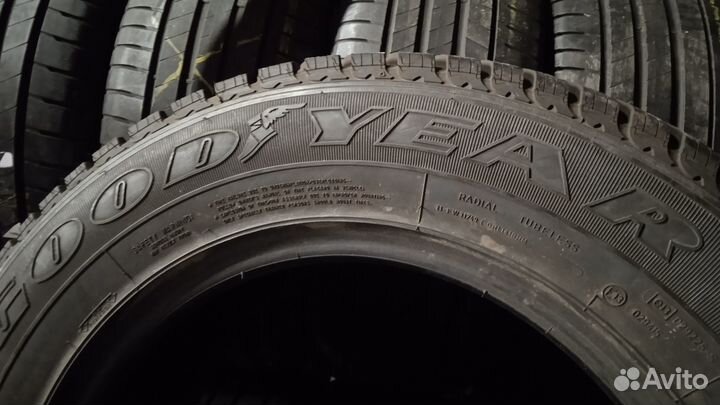 Goodyear Wrangler Ultra Grip 235/65 R17