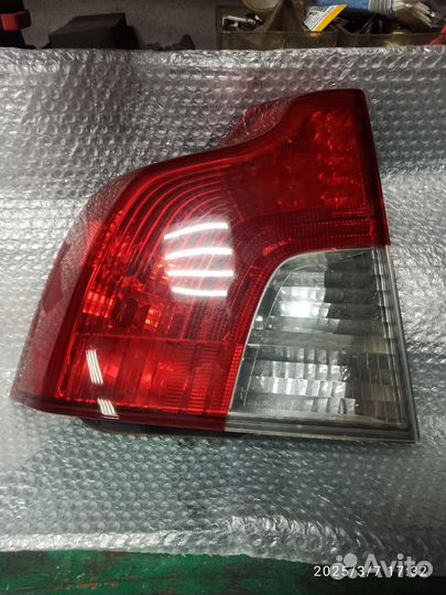 Задние фонари Volvo S40