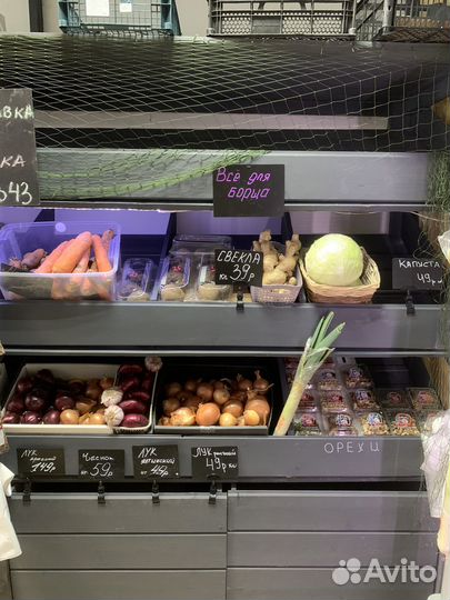 Сочные фрукты и свежие овощи с бесплатной доста