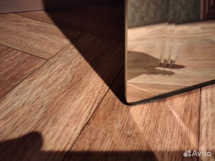 Зеркало со светильниками