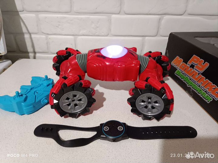 Машинка перевертыш управления жестами