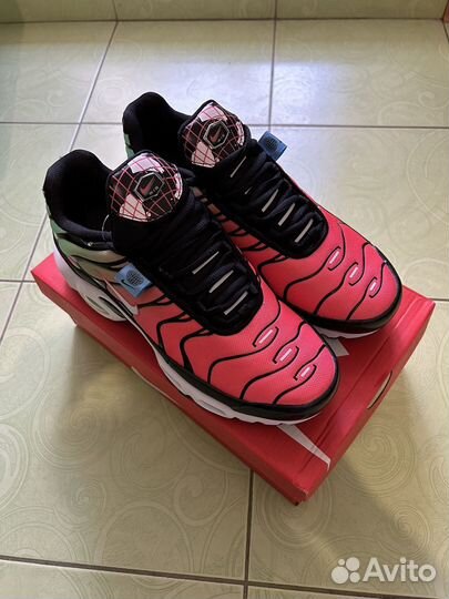 Кроссовки nike air max tn plus