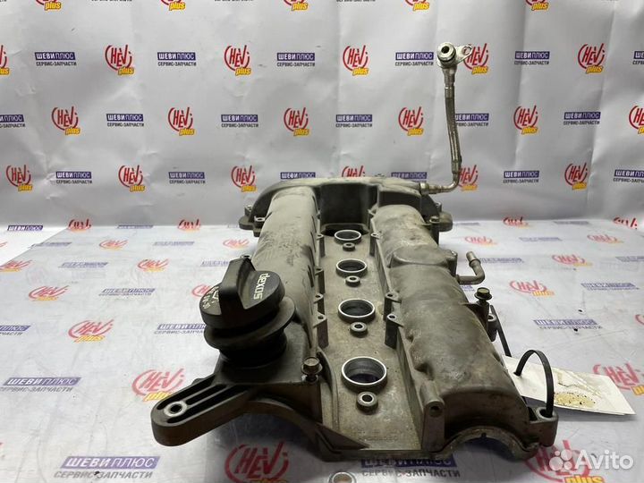 Клапанная крышка Opel Insignia