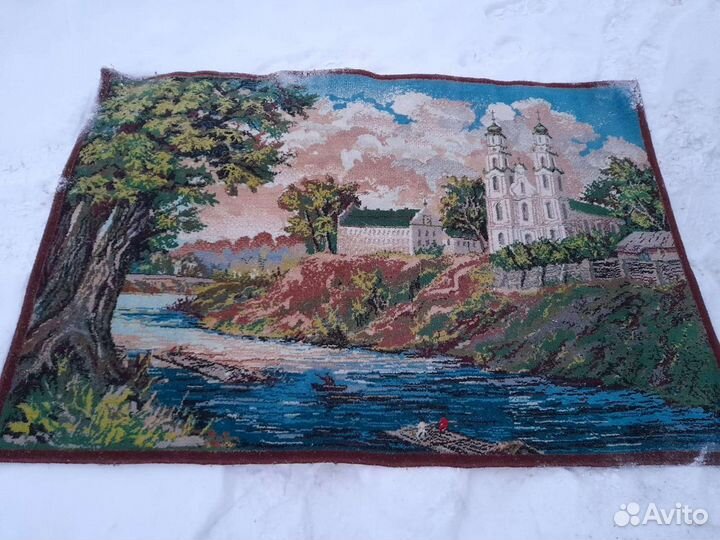 Старинный ковер