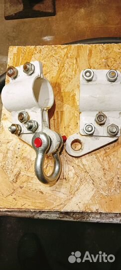 Петля для буксировки перед.нива 2121-21213