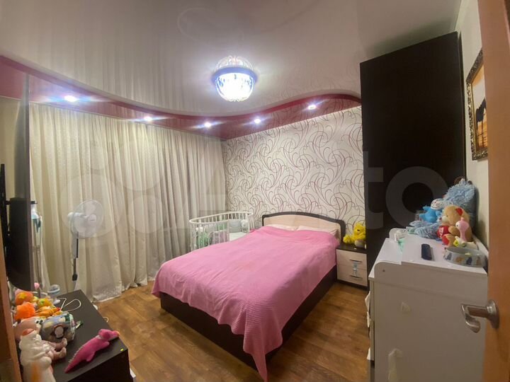 3-к. квартира, 64 м², 1/3 эт.