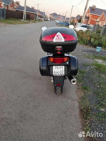 Хонда Девиль NT650V