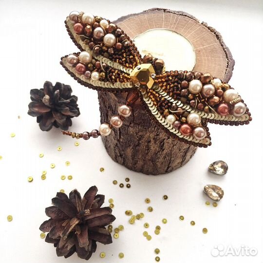 Брошь +из бисера
