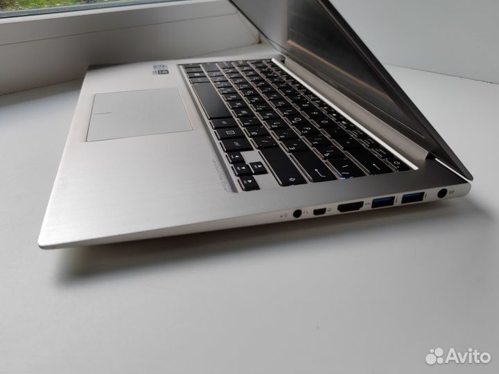 Ультра бук Asus 13.3 / i5-3317U / GT 620M /SSD