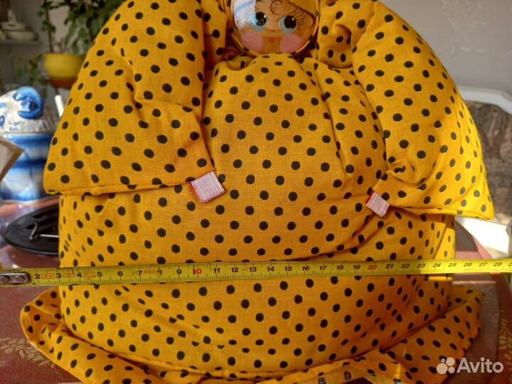 Кукла грелка на чайник новая