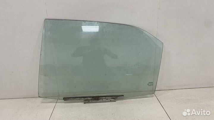 Стекло двери задней левой Toyota Camry V50 2011-20