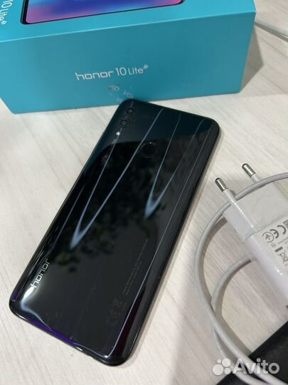 HONOR 10 Lite, 3/64 ГБ