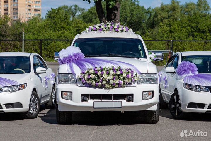 Украшения на свадебный автомобиль