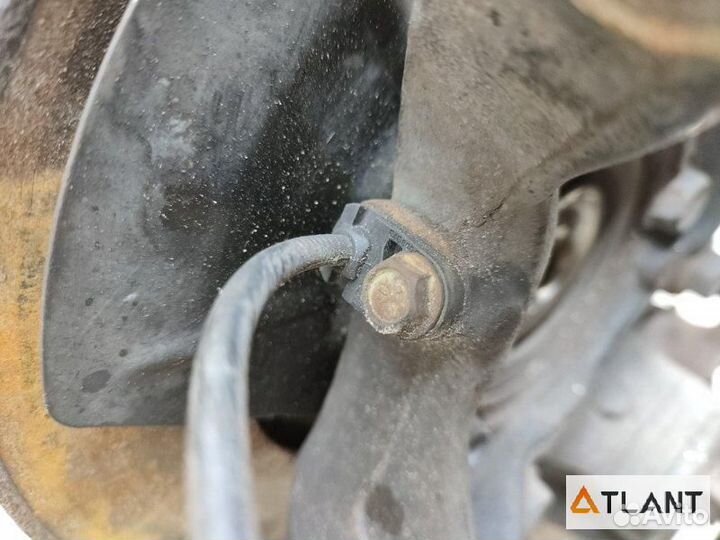 Ступица передняя правая nissan cube