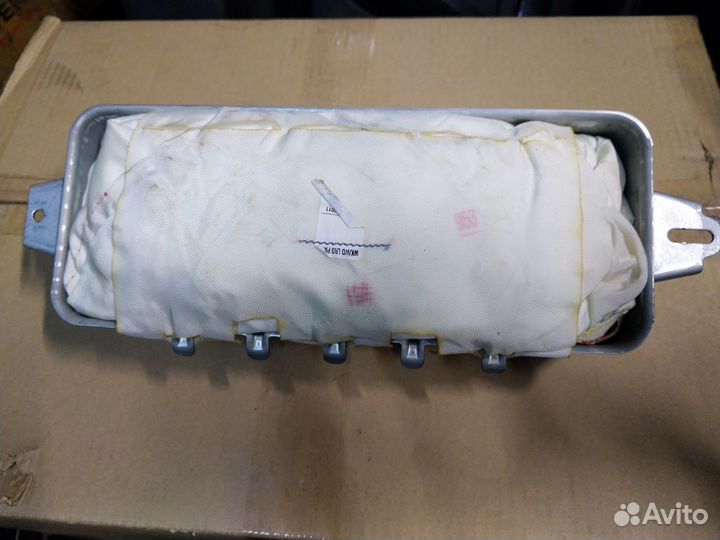 Подушка SRS в торпедо Jeep Grand Cherokee 4 WK2