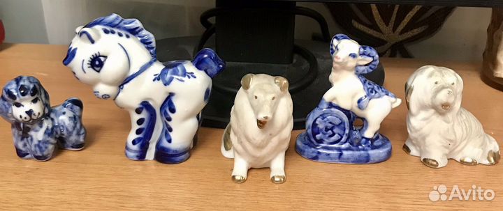 Фигурки (гжель)