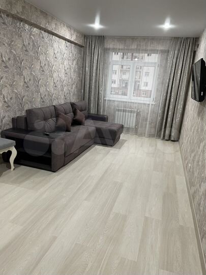 3-к. квартира, 83 м², 2/5 эт.