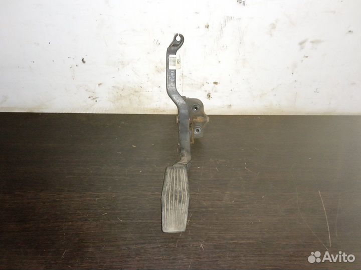 Hyundai elantra 2003 педаль газа