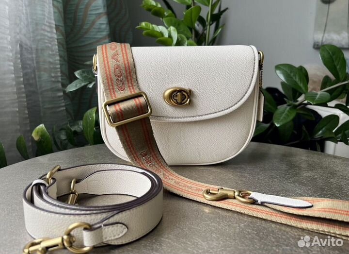 Сумка Coach willow saddle молочная