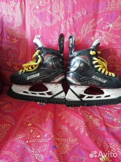 Коньки хоккейные 38.5 размер