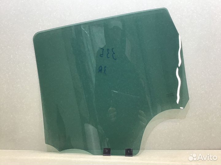 Стекло двери задней правой Renault Duster I 2012-2