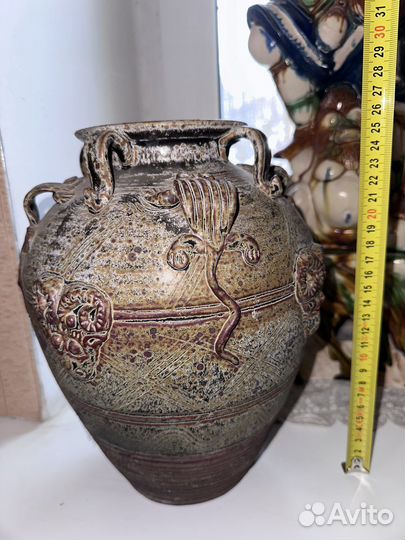 Антикварная ваза