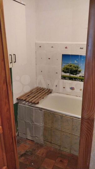 3-к. квартира, 58 м², 1/3 эт.