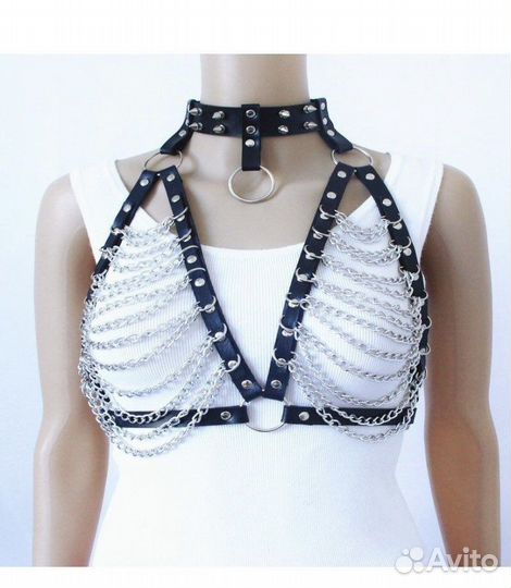 Портупея на грудь. С шипами