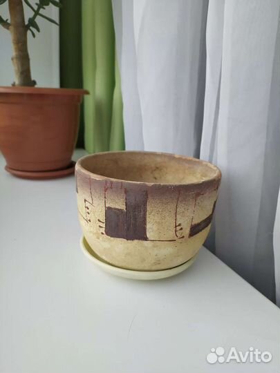 Горшок глиняный
