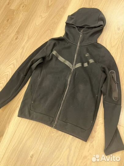 Nike tech fleece black