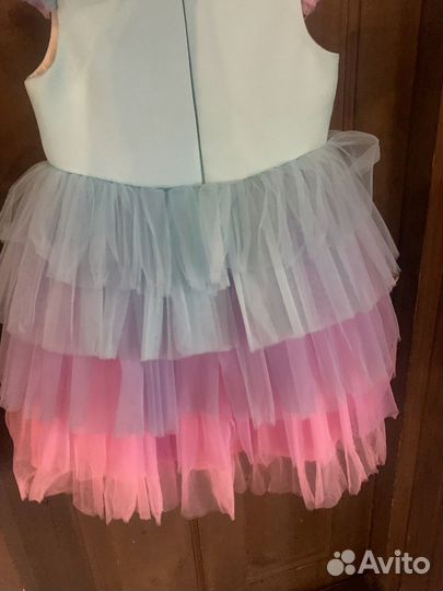 Платье праздничное для девочки 4-6 лет