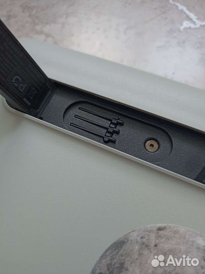 Графический планшет с экраном wacom one 13